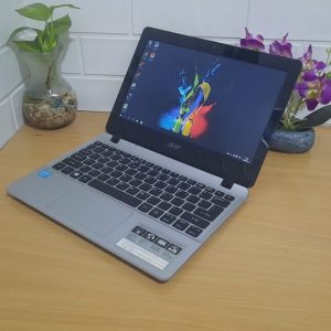 Laptop slim mulus elegan layar 11’6in ram 4GB Acer Aspire E3-112 normal semua ringan dibawa siap online (terjual)