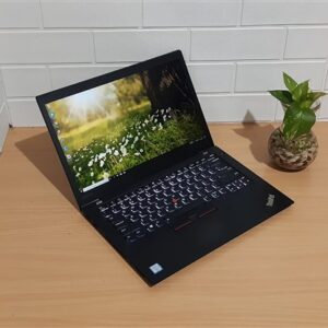 Laptop Premium Lenovo Thinkpad T470s Intel® Core™ i7-6006U ram 8GB DDR4, SSD NVME 256GB, layar 14-inch Full HD IPS, slim mewah keyboard nyala (terjual)