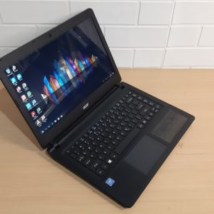 Laptop Acer ES1-432 Intel Celeron N3350 Ram4Gb Hdd500Gb Layar14in Elegan Bandel Masih Layak Pakai