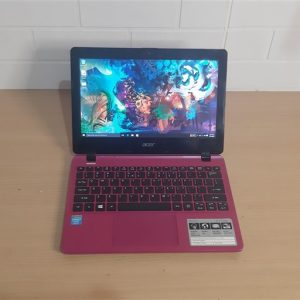 Murah!! Laptop Acer Aspire E3-111 Intel Celeron N2830 up to 2.41Ghz  Ram4gb Hdd500gb Layar11,6in slim Normal Semua
