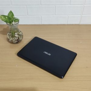 Notebook Asus E202sa intel N3060 ram 2gb hd500gb layar 11’6in tipis ringan dibawa normal semua