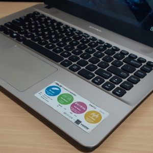 Laptop Asus X441UA Intel Corei3-7020U gen 7 Ram4gb Hdd 1TB Elegan Mulus Siap Pakai