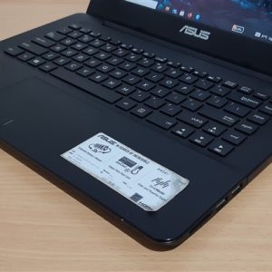 Laptop Asus X454YA AMD A8-7410 Quadcore ram 8GB hdd 500GB Layar 14in, normal semua siap pakai