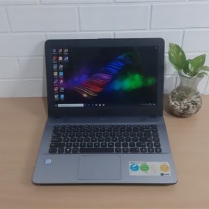 Laptop Asus X441UA Core i3-6006u ram 4GB hdd 500GB Layar14in elegan normal siap kerja